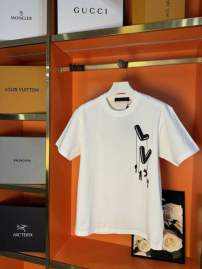 Picture of Louis Vuitton T Shirts Short _SKULVXS-Llzytx00236974